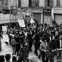Manifestazione in via D’Azeglio. Parma, 1973. Archivio del Centro studi movimenti.