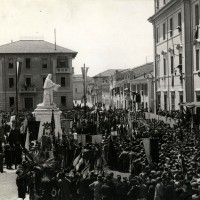 Inaugurazione monumento Morgagni, 1931. Archivio fotografico Comune di Forlì, Bilb. comunale.