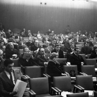 Conferenza organizzata dall'Istituto tecnico professionale di Modena presso la Sala della cultura, 1968, Archivio Ufficio stampa del Comune di Modena, Fodazione fotografia - Fondazione Modena Arti Visive